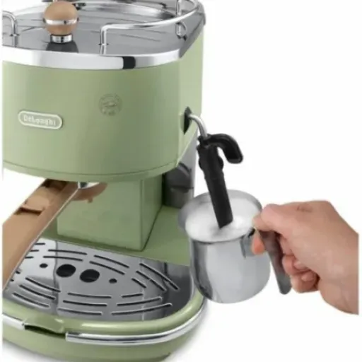 Test De'Longhi Icona Vintage : la machine à espresso qui mise surtout sur le style