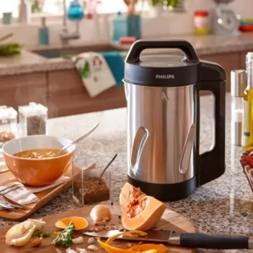 Avis Philips HR2203/80 : le blender chauffant simple pour des soupes prêtes en 18 minutes