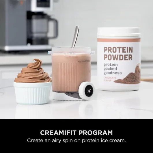 CREAMi NC701UK Swirl Machine à crème glacée avec 2 bacs 13 fonctions pour faire de la crème glacée, du gelato, du sorbet, des milkshakes et plus encore, option de mélange, argent platine Argenté.
