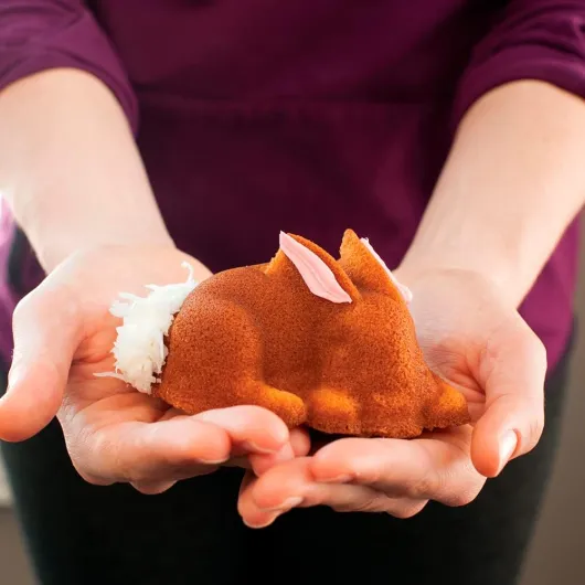Moule à gâteau en forme de lapin de Pâques, en aluminium, marron, 7,6 x 30,5 x 30,5 cm