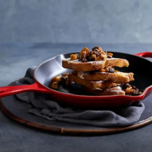 Test Le Creuset Signature 30 cm Marseille : la poêle en fonte qui donne du sérieux à ta plaque